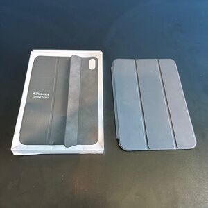 Used Apple iPad mini Smart Folio, black